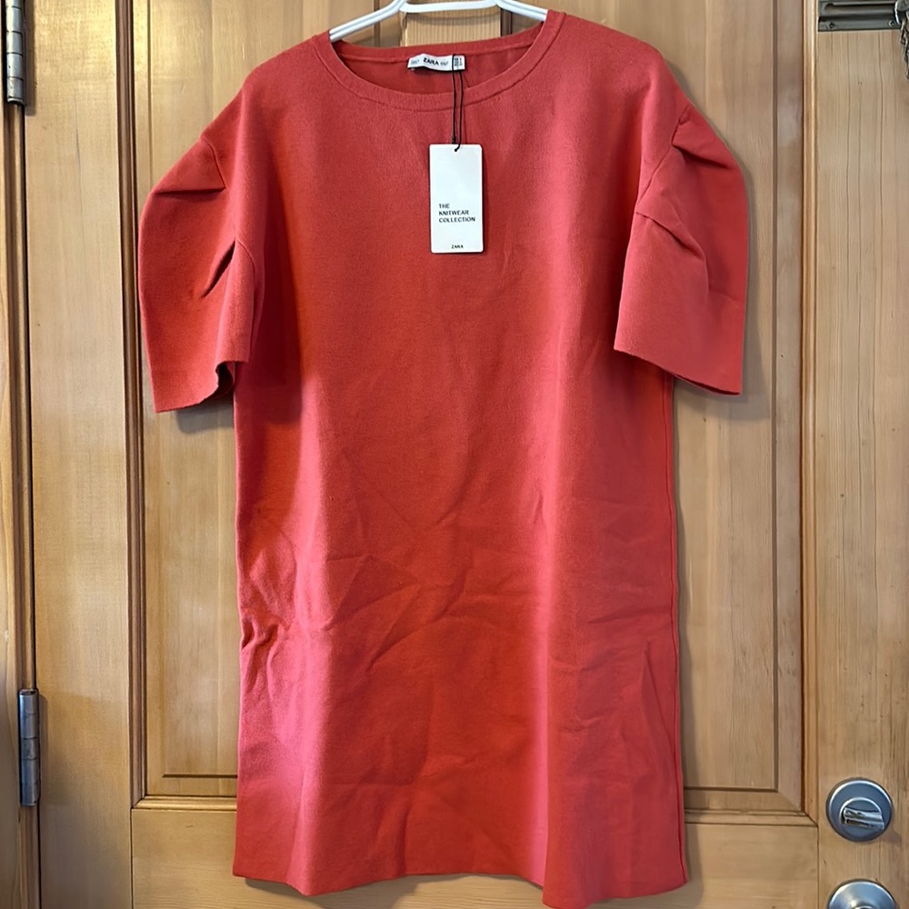 Zara short knit dress/size small